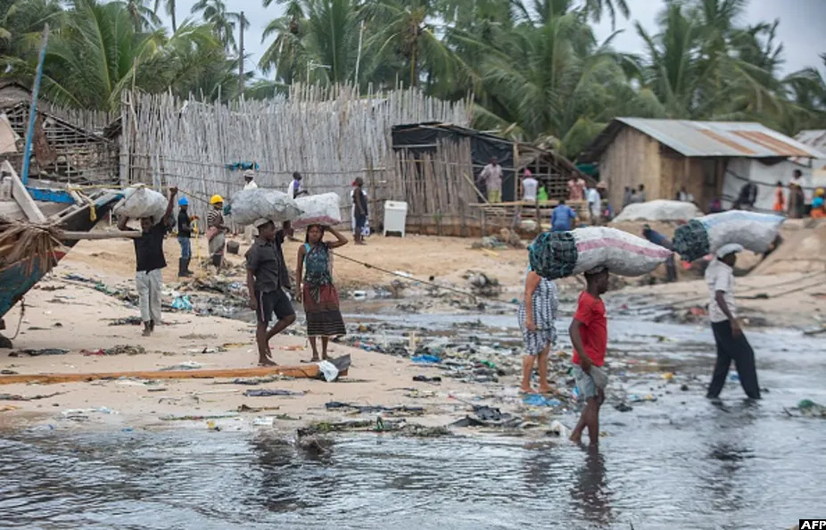 Total 'suspends contracts linked to Mozambique gas project'